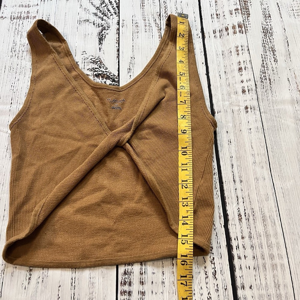 Out From Under Urban Outfitters Women's XL Brown Ribbed Knit Cropped Tank Top - Picture 4 of 5